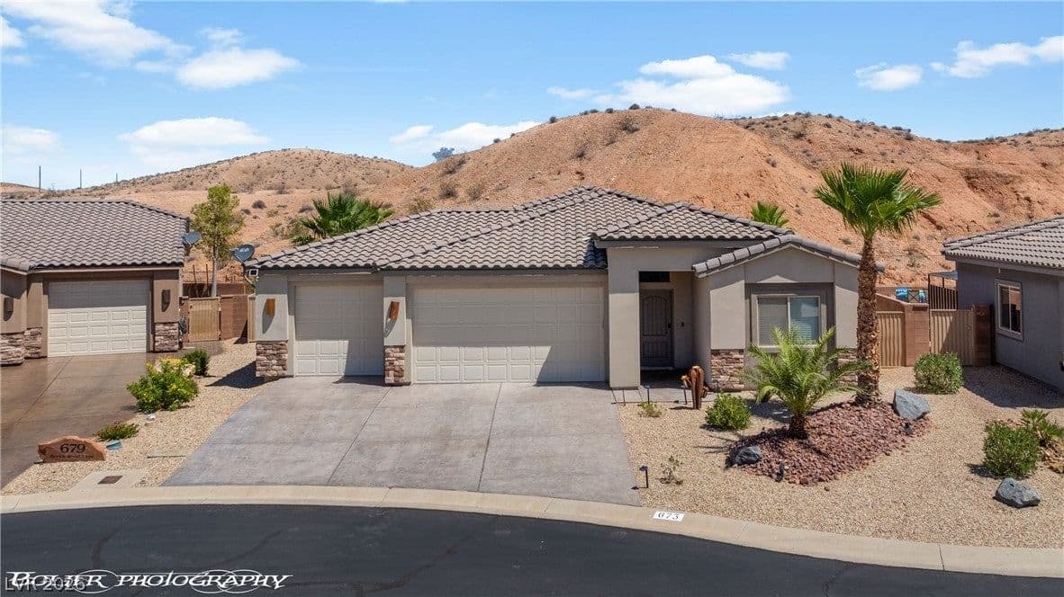 673 Beech Wood Lane photo 2