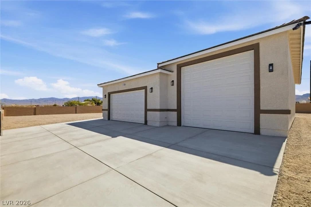 1061 Factory Road photo 3