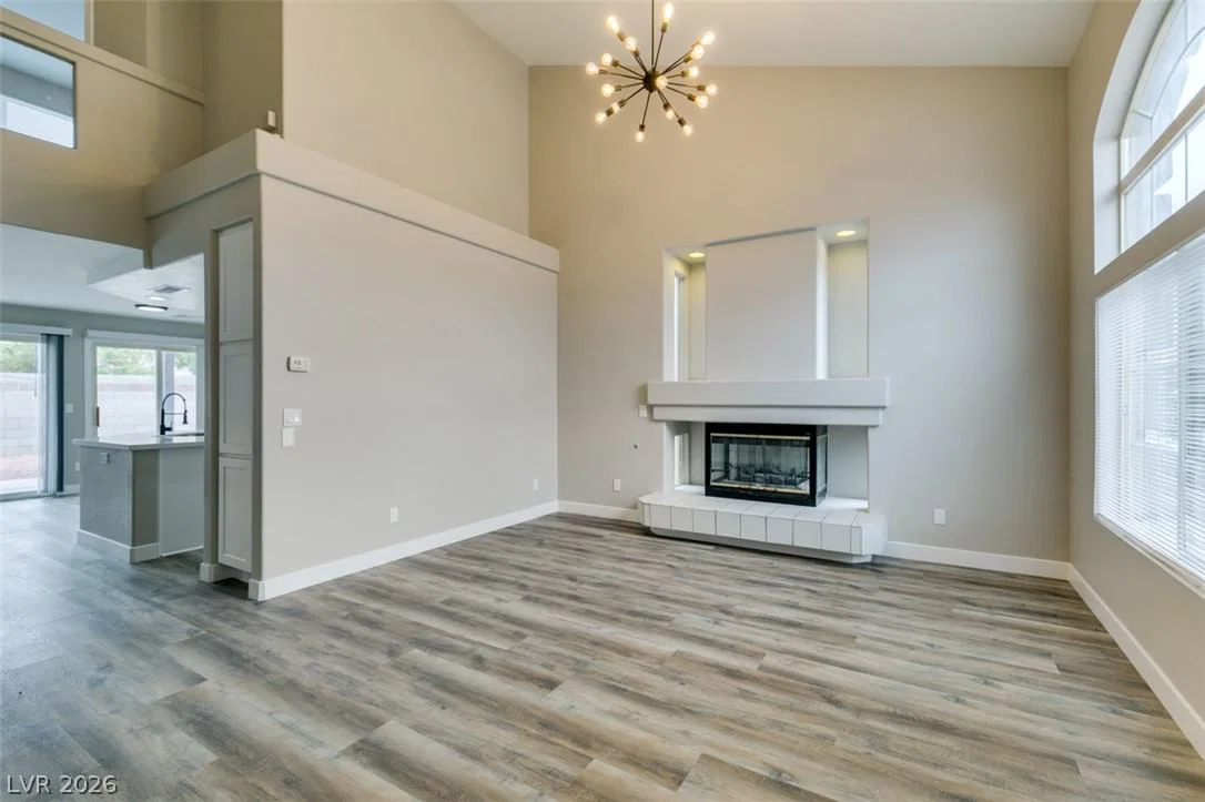 8721 Raindrop Canyon Avenue photo 4
