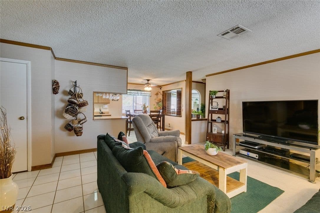 4985 Arizona Avenue photo 5