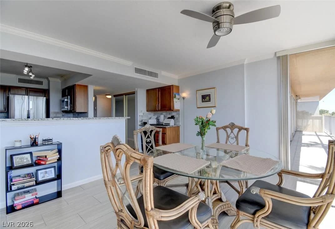 3111 Bel Air Drive photo 5