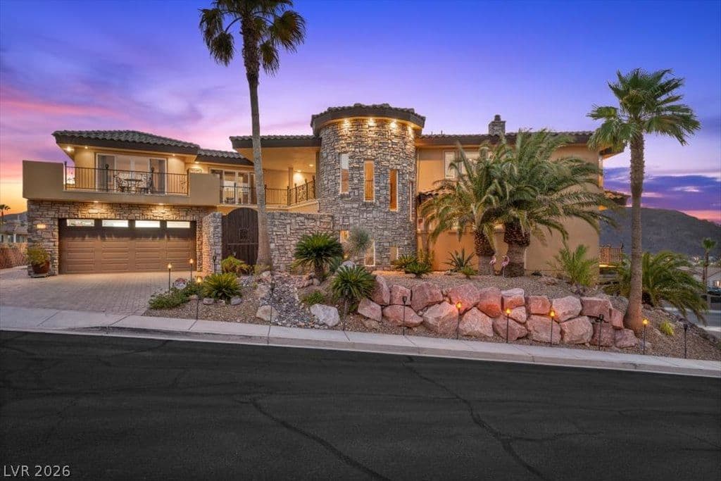 119 Caperna Court photo 4