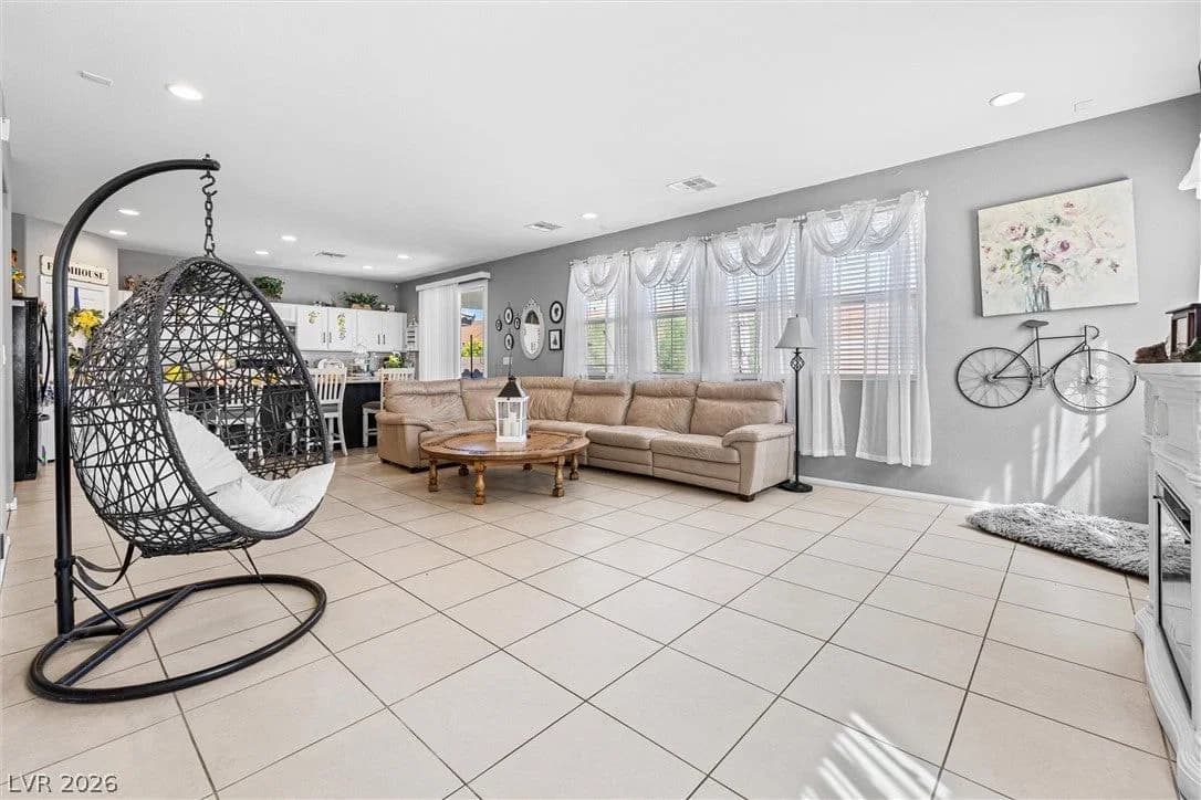 4412 Hatch Bend Avenue photo 2