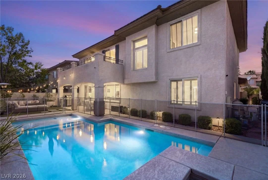 204 Popolo Drive photo 4