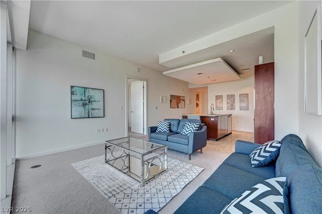 4471 Dean Martin Drive photo 3