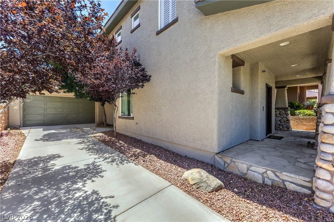 10489 Rusty Railroad Avenue photo 3