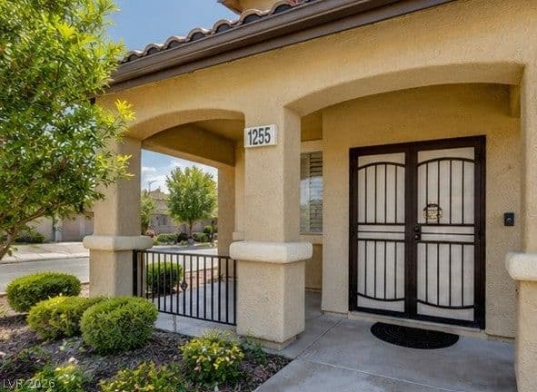1255 Summer Dawn Avenue photo 3