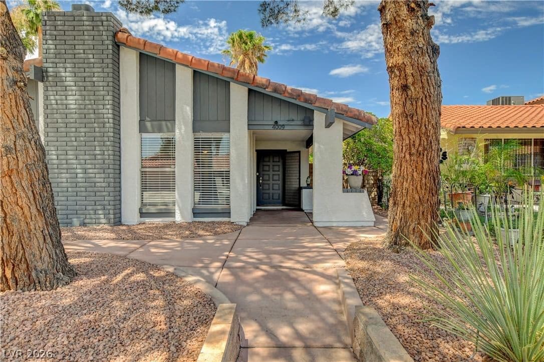 4009 Camas Court photo 2