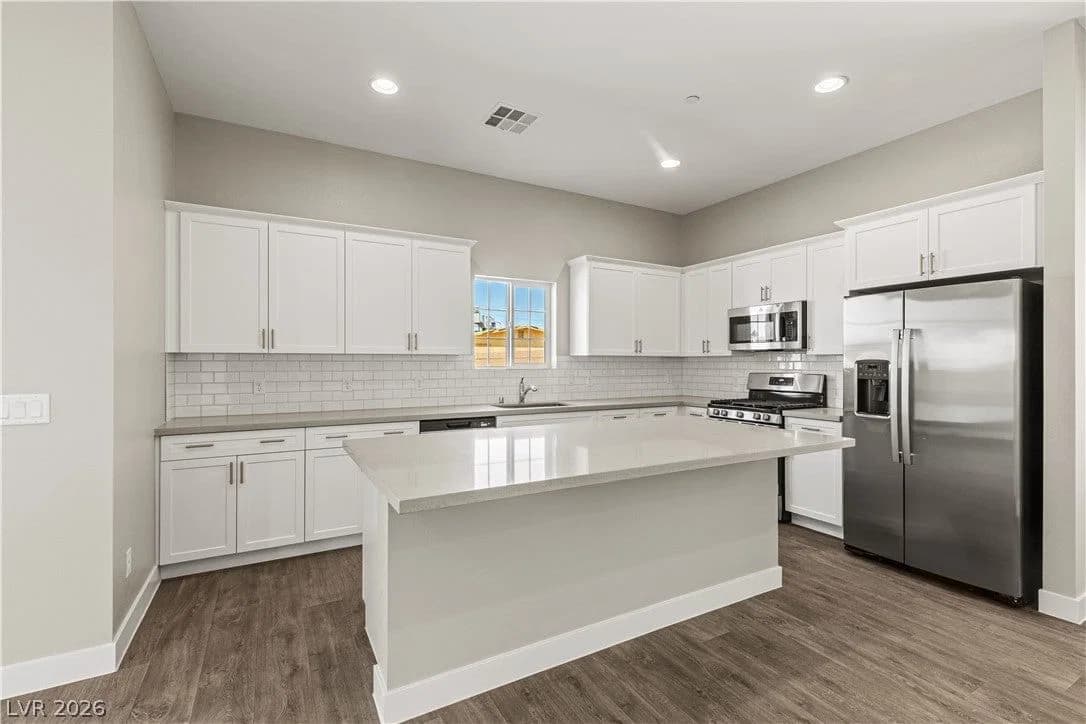 1116 Boylston Avenue photo 3