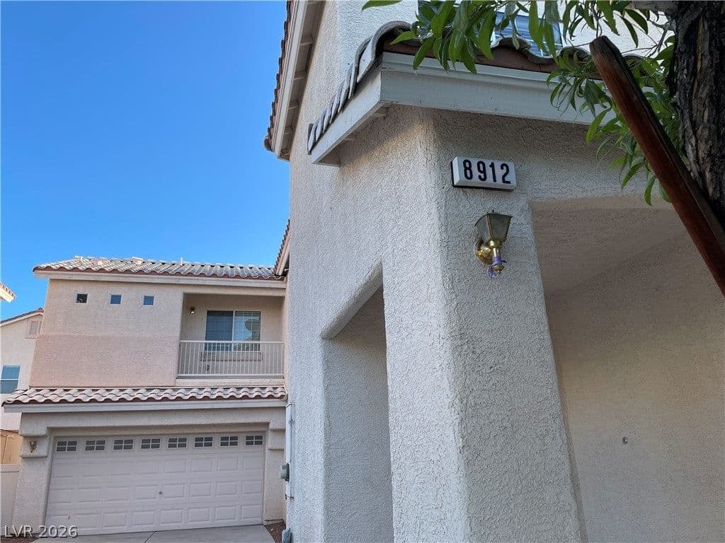 8912 Snowtrack Avenue photo 2