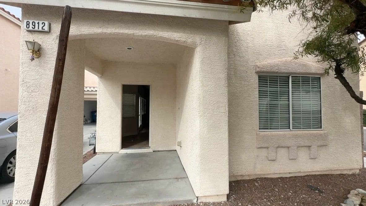 8912 Snowtrack Avenue photo 3