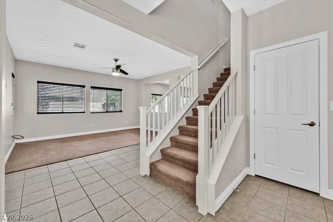 10656 Snow Lake Street photo 2