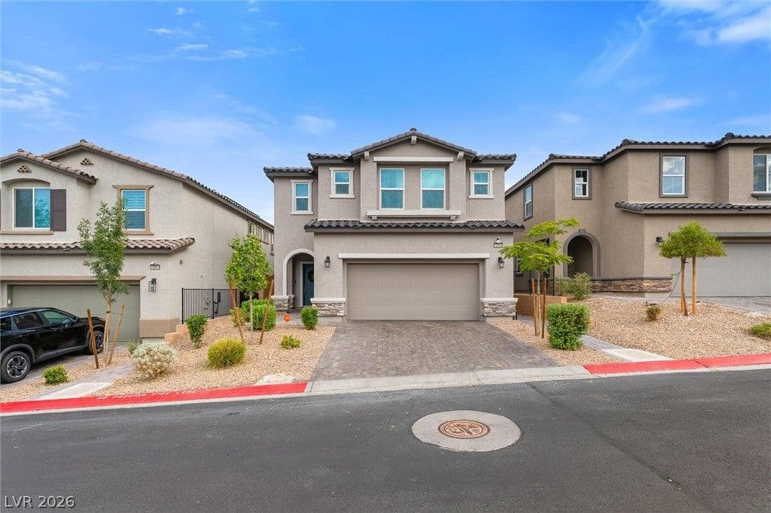 10945 Oregano Avenue photo 2