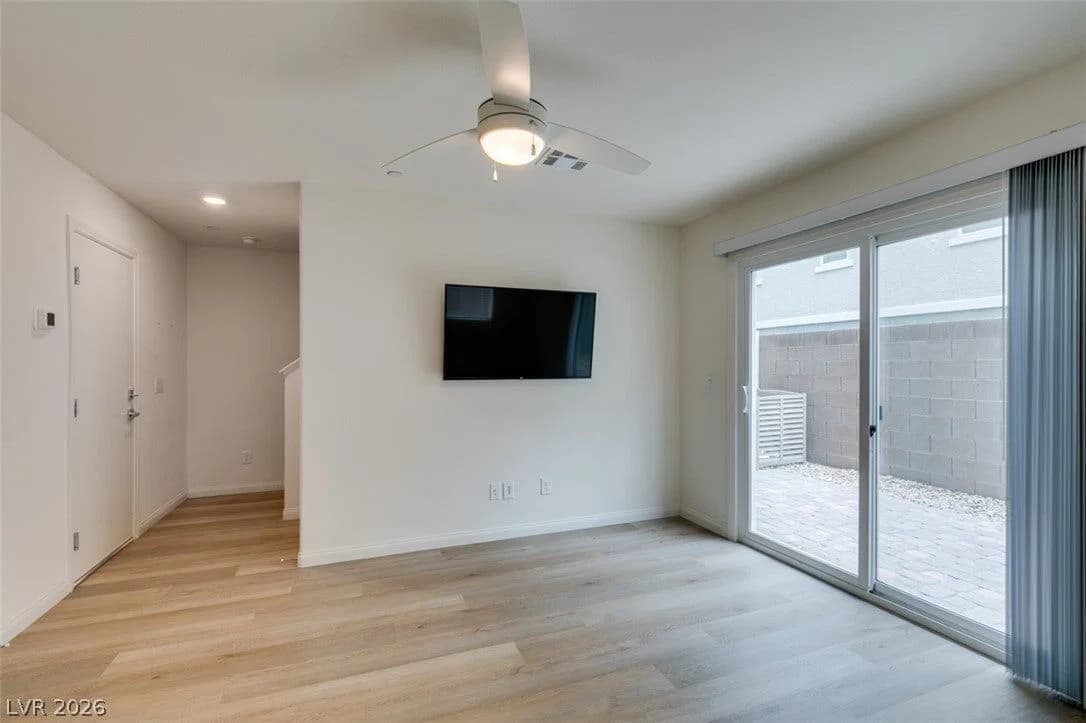 6860 Prairie Pearl Street photo 2