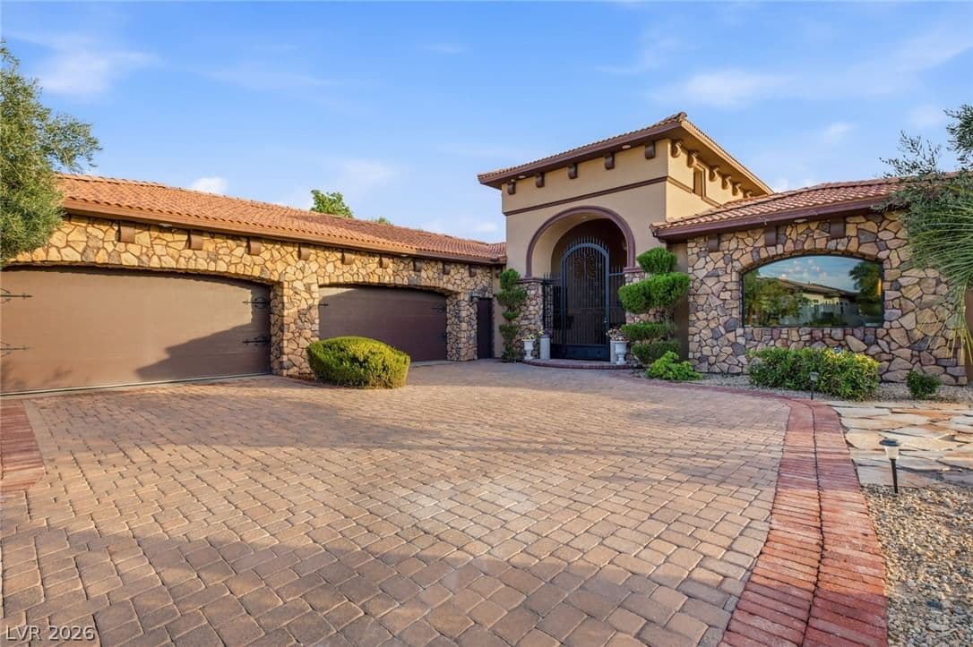 1369 Opal Valley Street photo 5