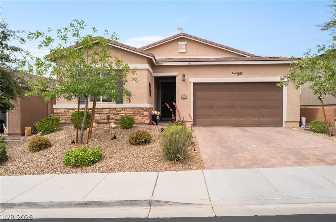 8651 Loretta Bay Street photo 2