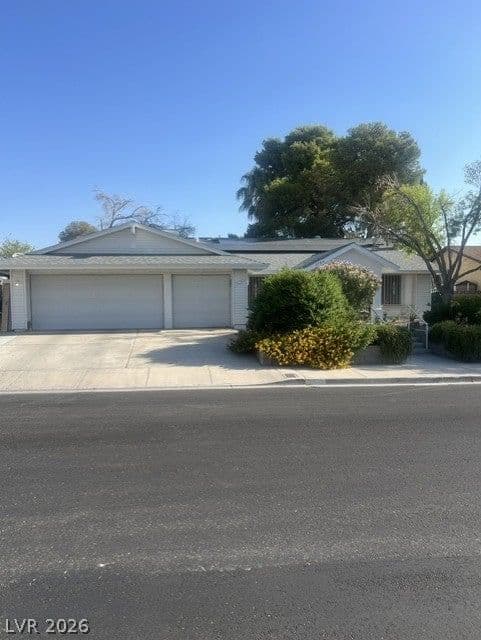 6184 Katella Avenue photo 2