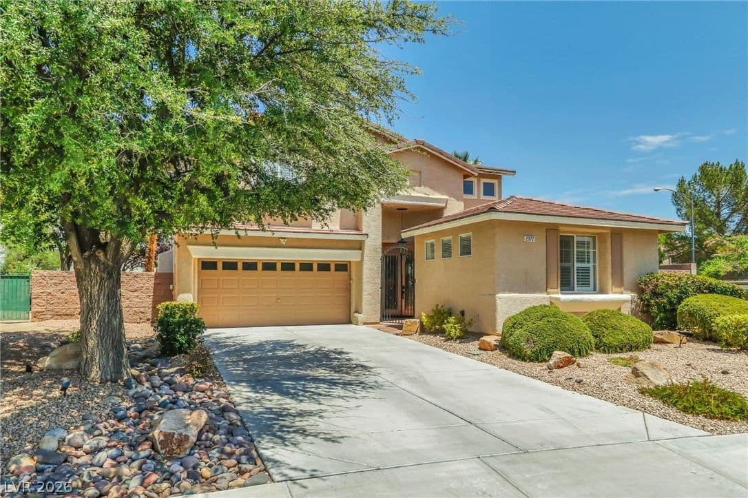 2372 Quintet Avenue photo 3