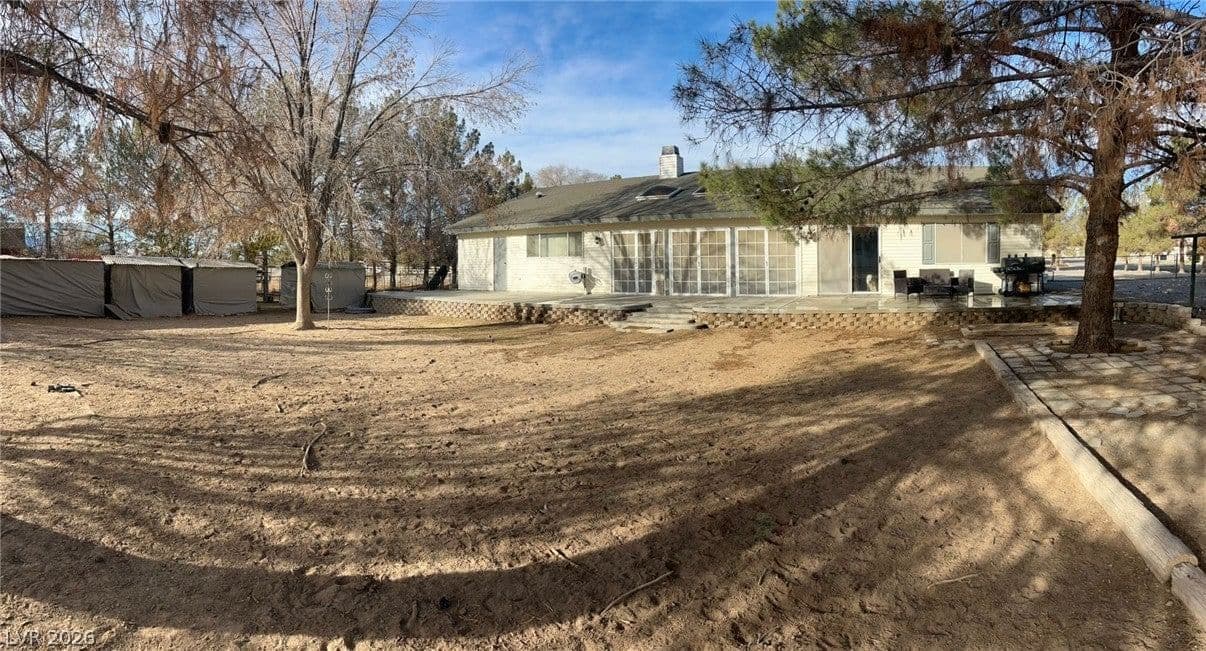 2481 Falcon Street photo 2