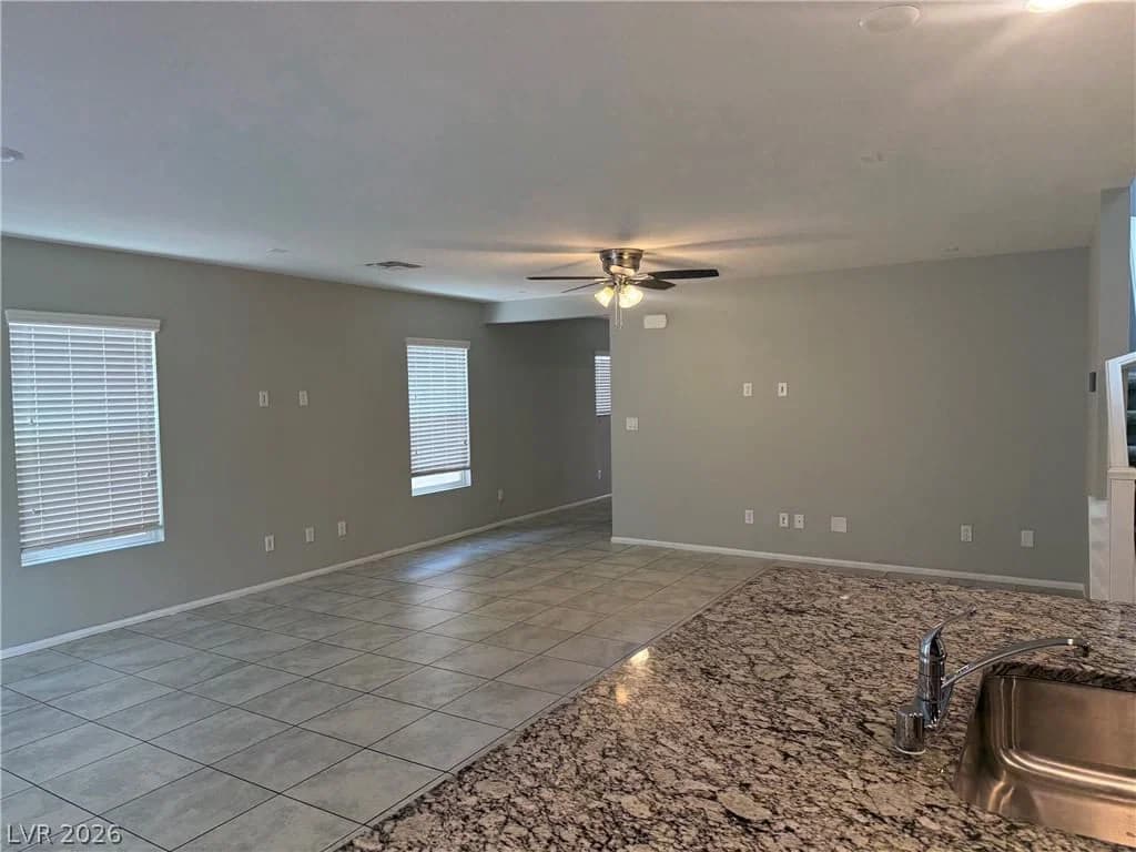 5788 Mia Skye Street photo 3