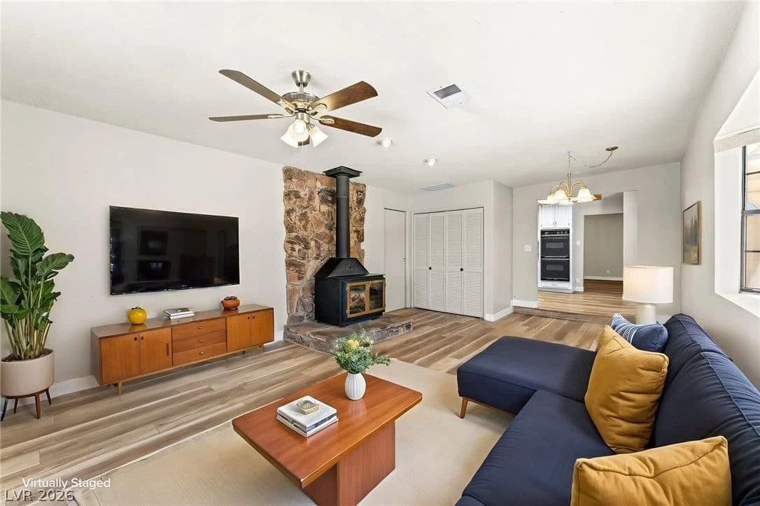 7313 Gray Street photo 4