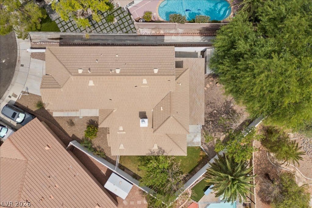 8205 Rocky Bluff Way photo 3