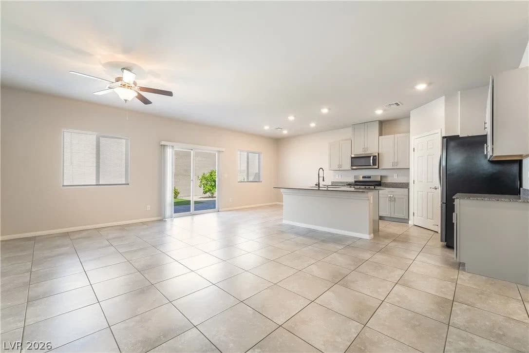 9231 Park Street photo 5