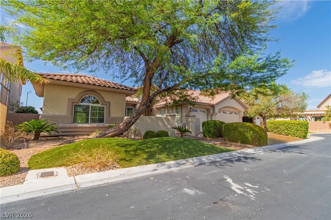 5150 Villa Dante Avenue photo 3