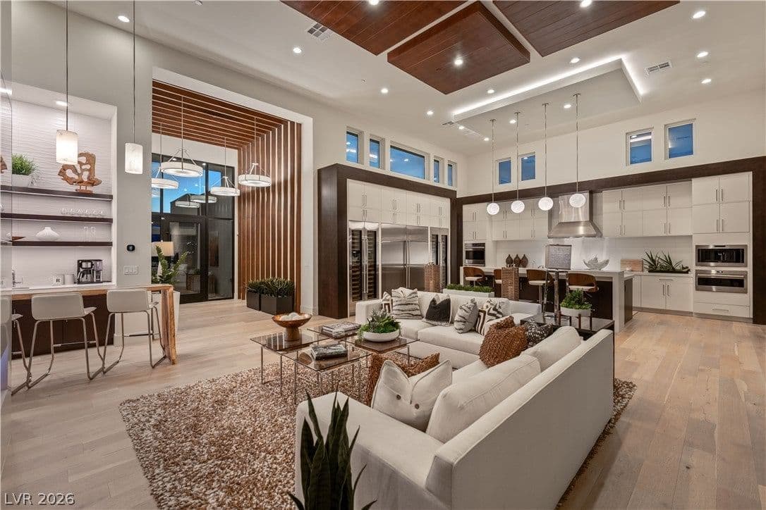 10932 White Clay Drive photo 3