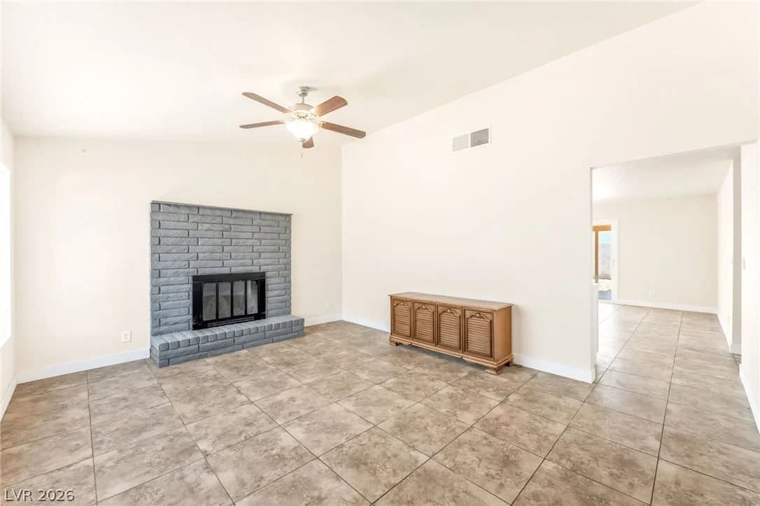 1805 Starbuck Drive photo 4