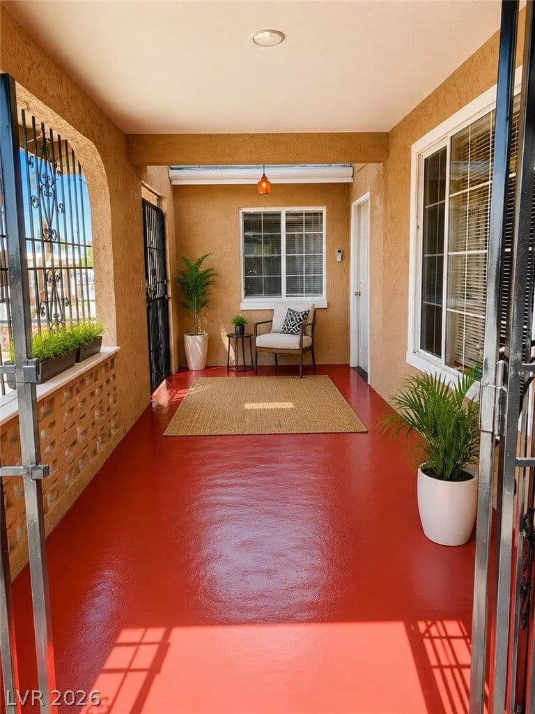 5108 Wilbur Street photo 4