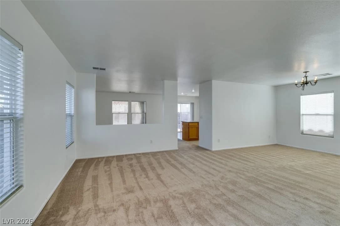 7544 Camino Heights Court photo 4