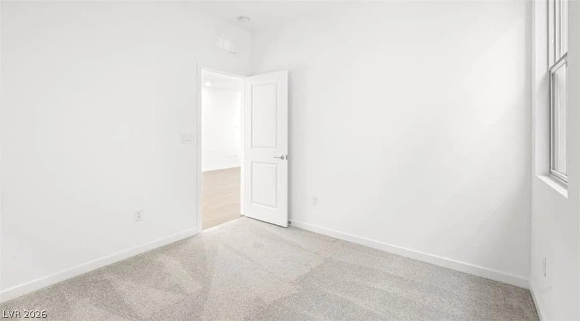 646 Semitone Lane photo 5