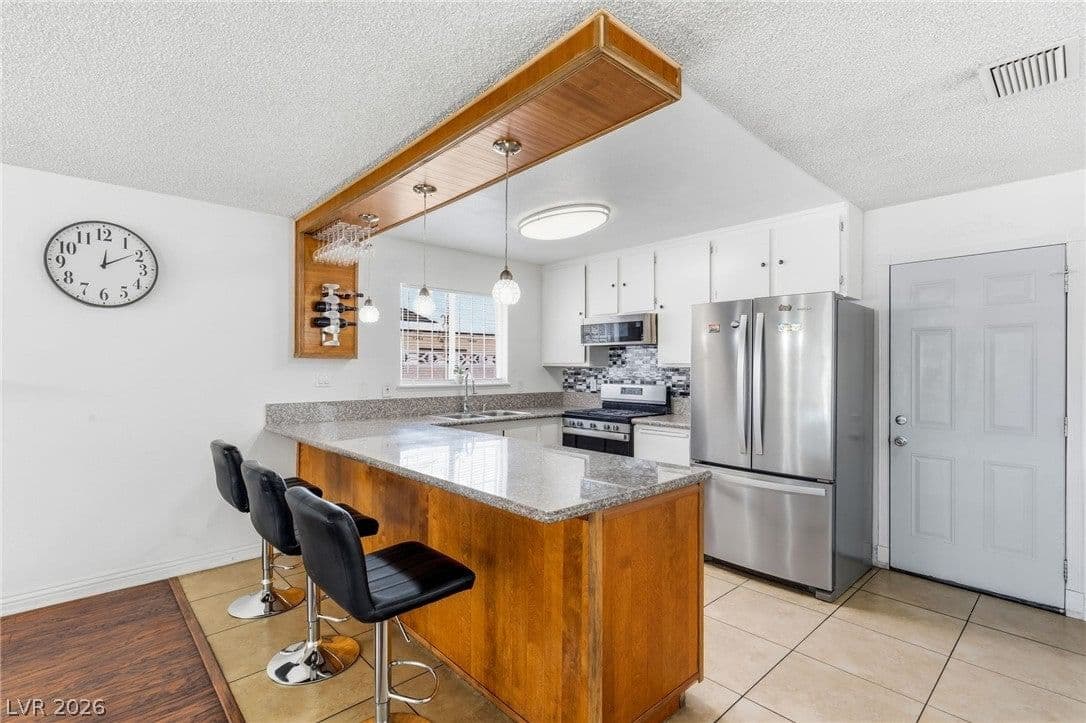 3948 Oakhill Avenue photo 3