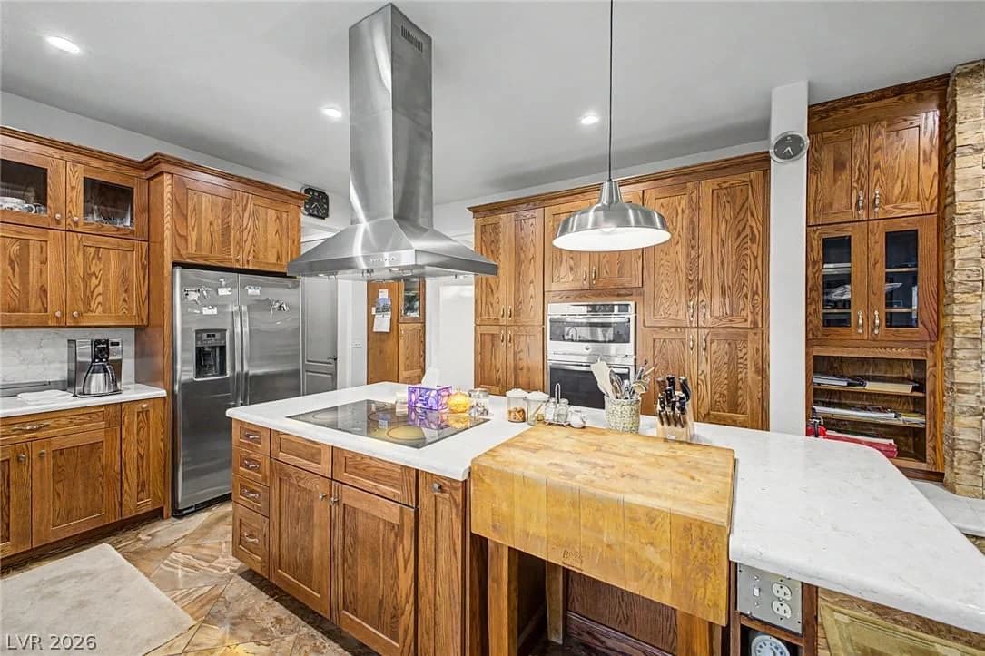 4990 Marywood Court photo 4