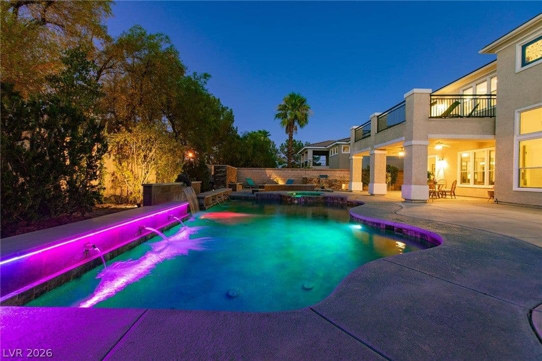 8088 Dark Hollow Place photo 2