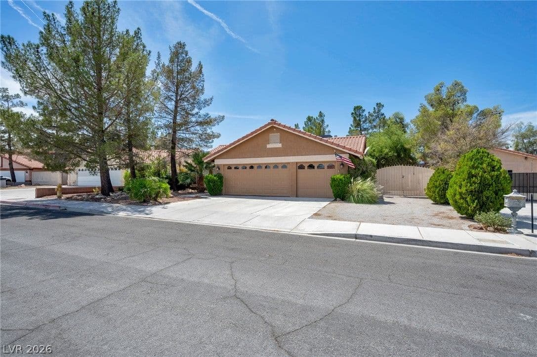1705 Guthrie Drive photo 3