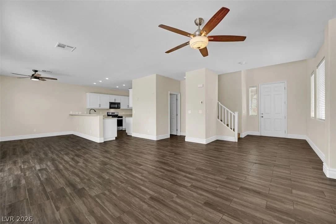9782 Valmeyer Avenue photo 4