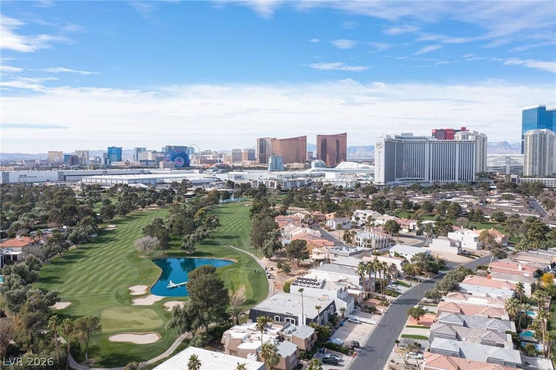 915 Vegas Valley Drive photo 4