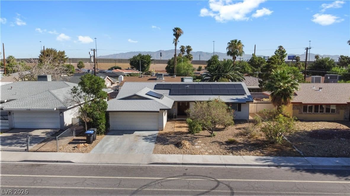 2004 Mesquite Avenue