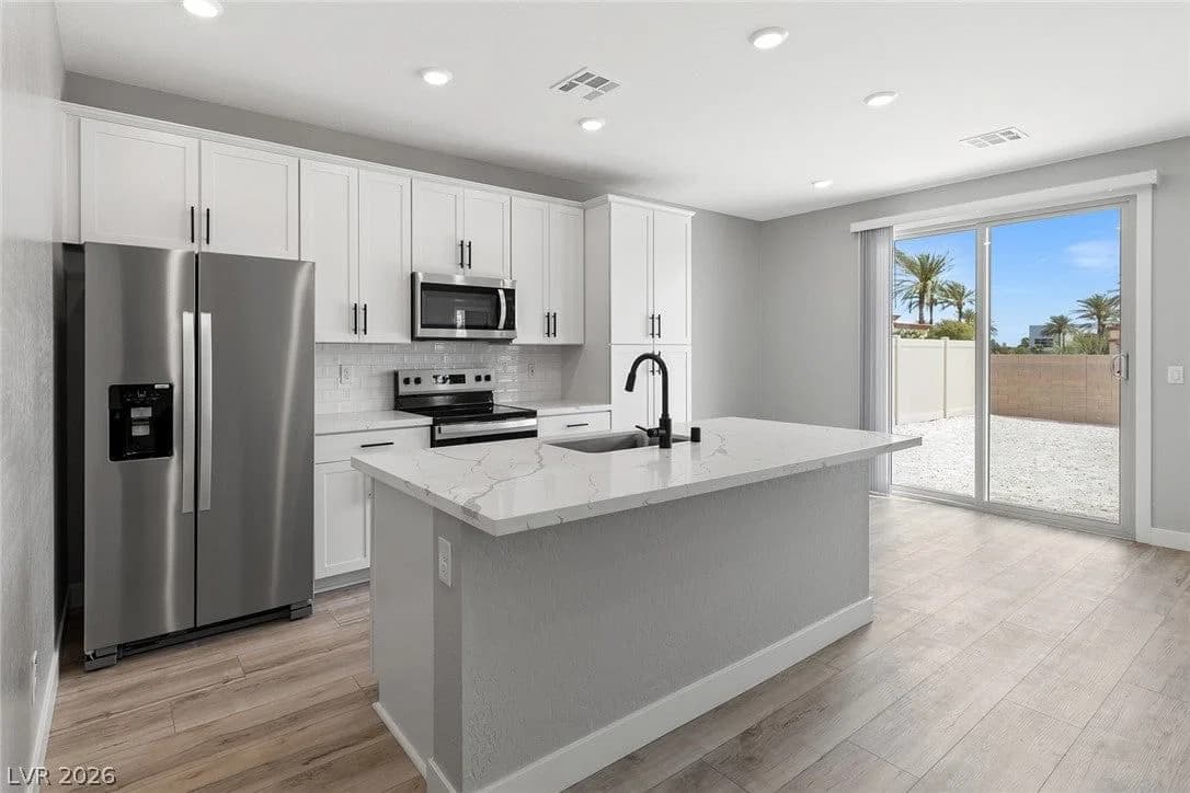 3236 Basin Desert Street photo 4