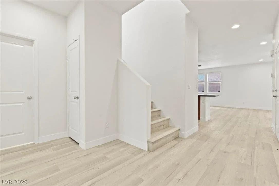 3644 Gainsville Street photo 2