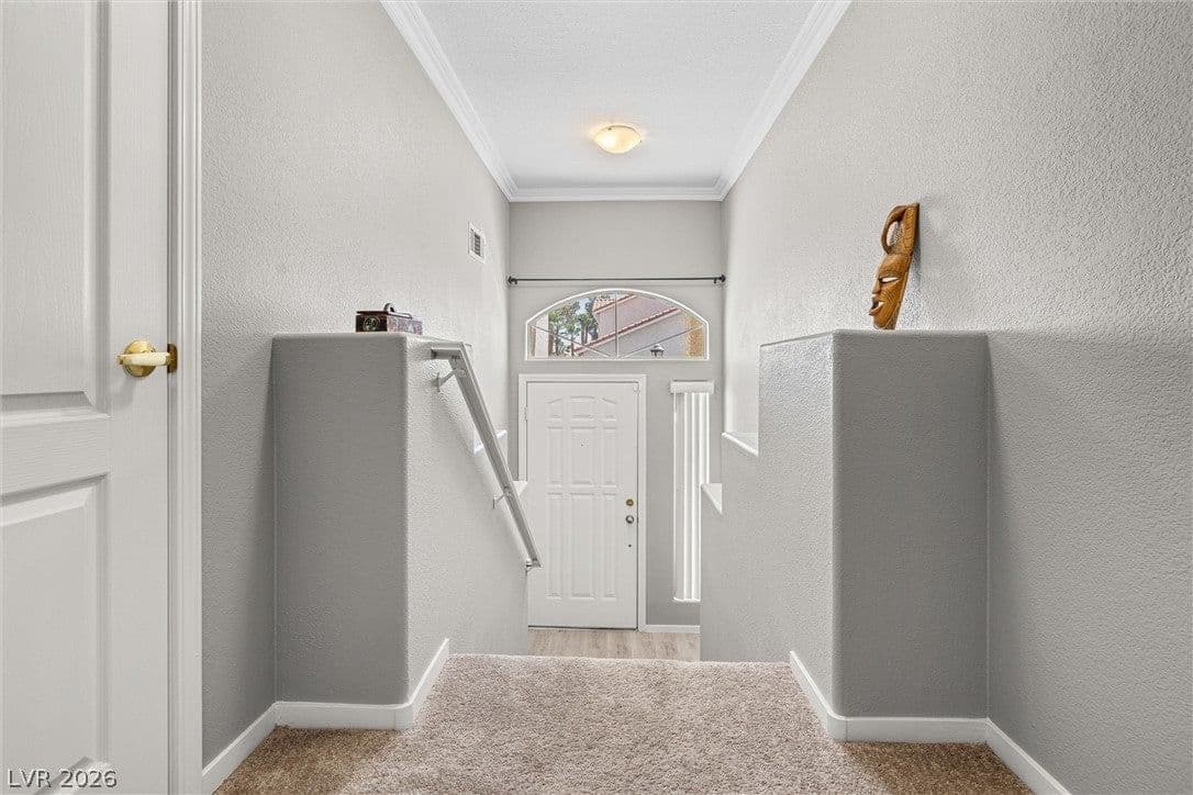 5978 Greenery View Lane photo 2