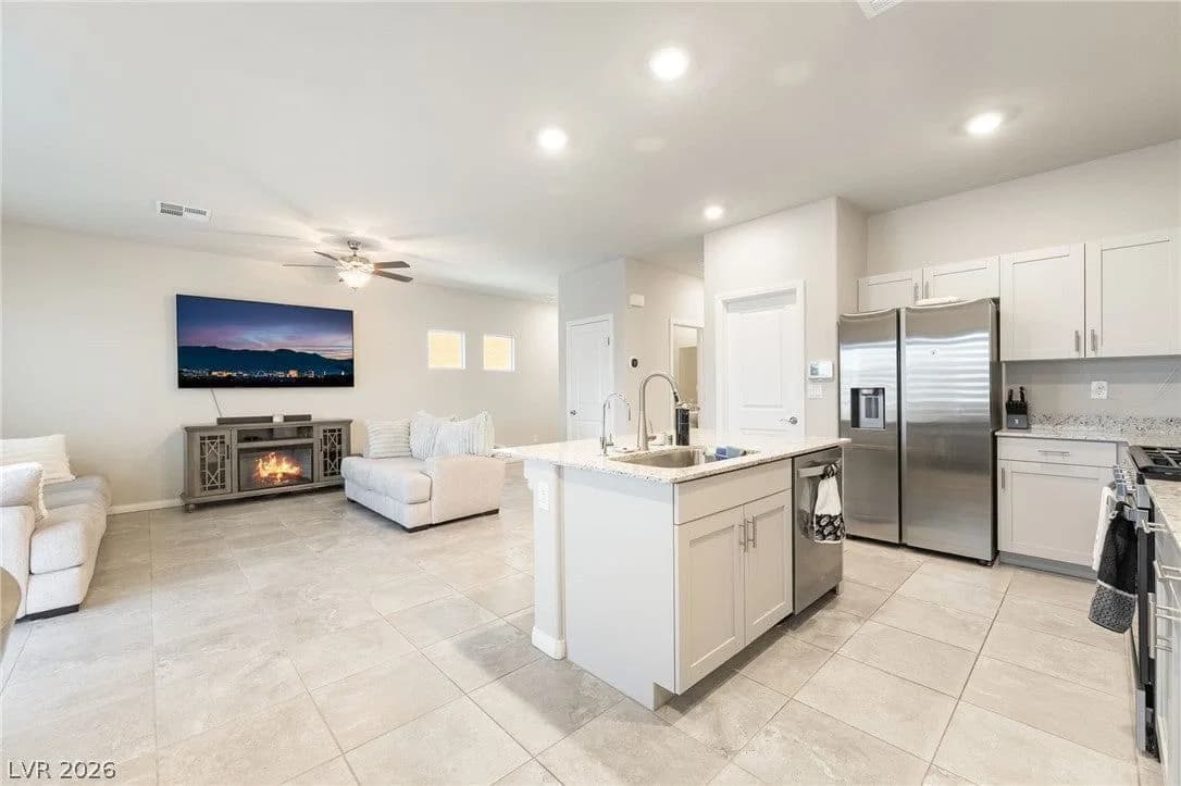 10873 Lexus Court photo 4