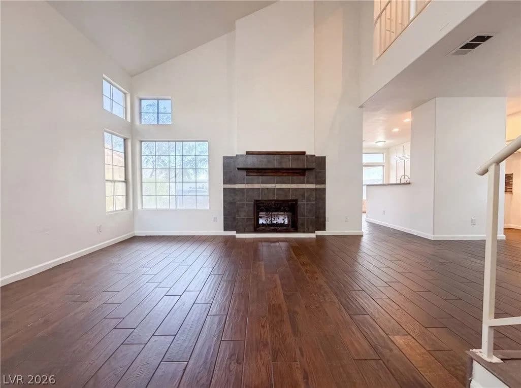 7504 Holloran Court photo 3