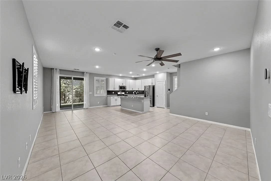 9834 Meranto Avenue photo 3