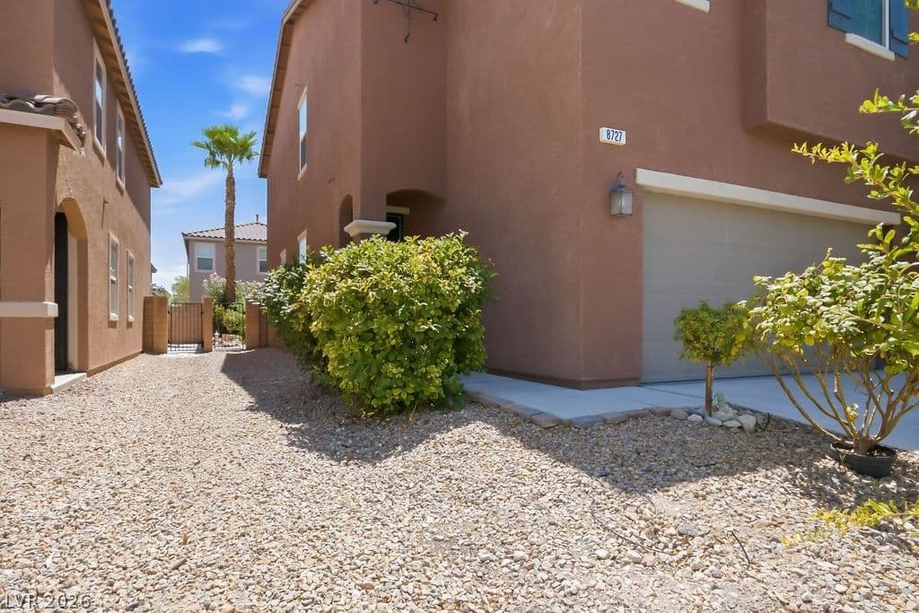 8727 Cerrito Canyon Court photo 4