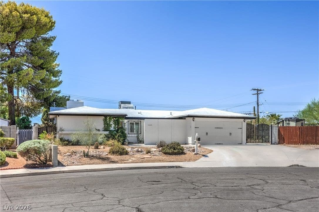 5329 Westleigh Avenue photo 3