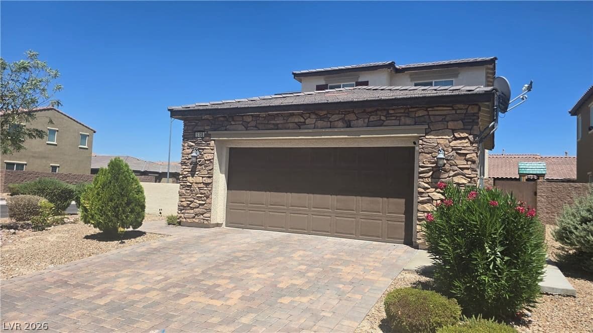 5108 Shockwave Court photo 2