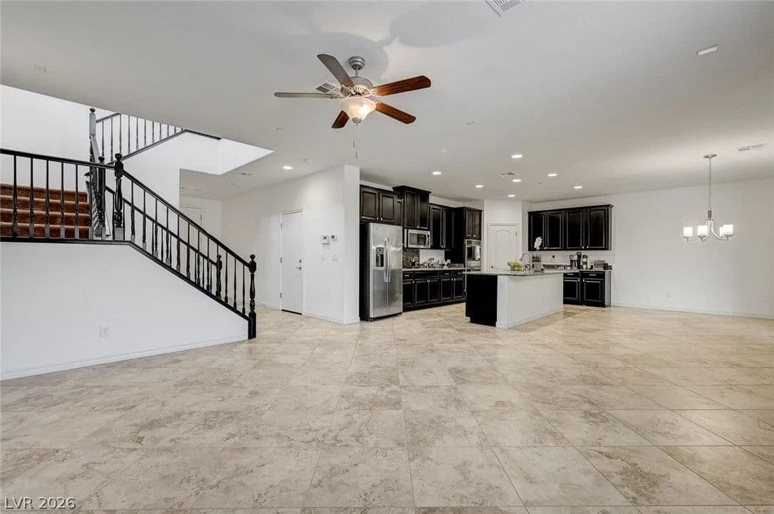 2894 Shining Sun Way photo 4